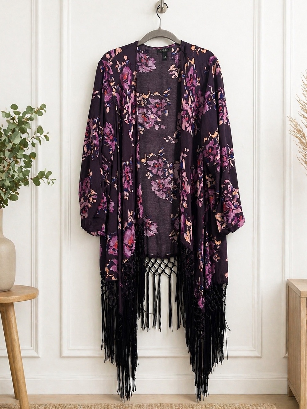 Torrid Size 3 Floral Kimono Open Front Fringe Hem Plus Size Boho Cardigan